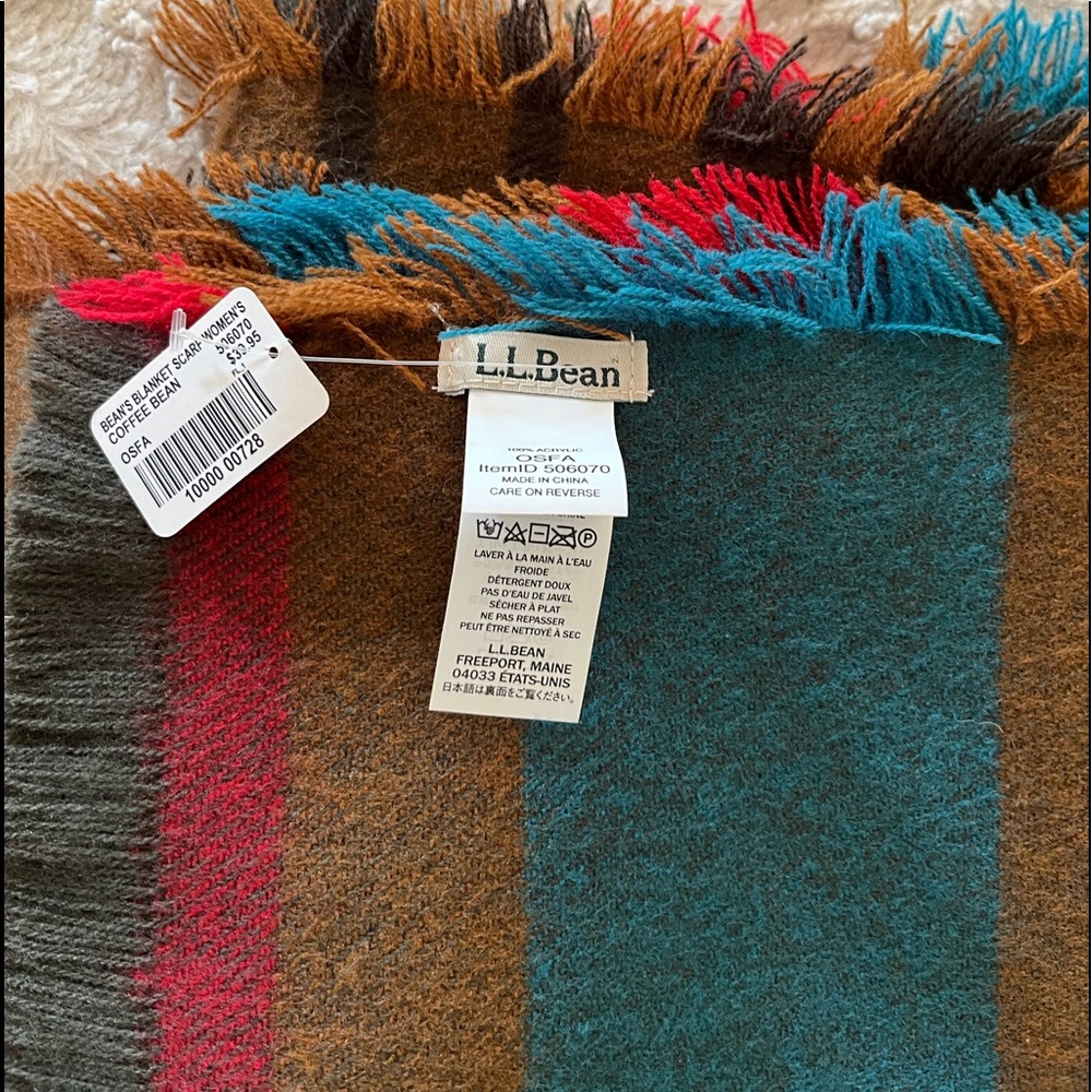 NWT LL Bean blanket scarf - Picture 3 of 3